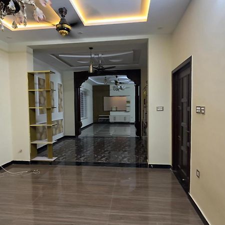 Red Lagoon Islamabad Ngoại thất bức ảnh