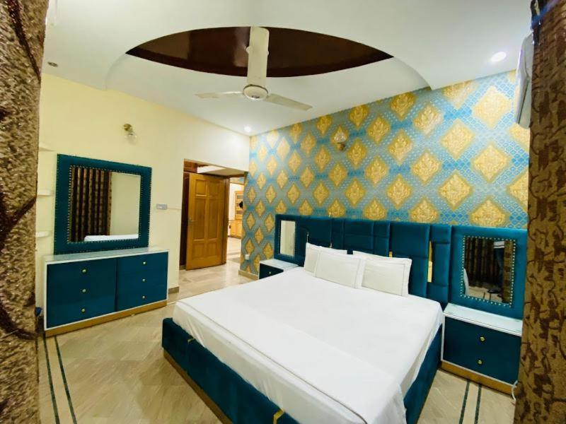 Red Lagoon Islamabad Ngoại thất bức ảnh
